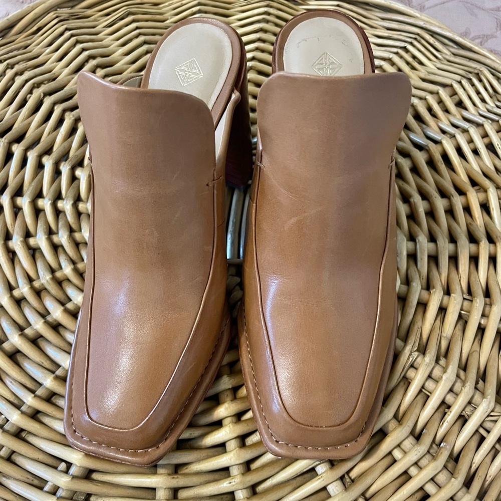 Antonio Melanie Leather Heeled Mules - Picture 3 of 7